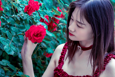 中马免签协定生效 继续“说走就走”的友谊